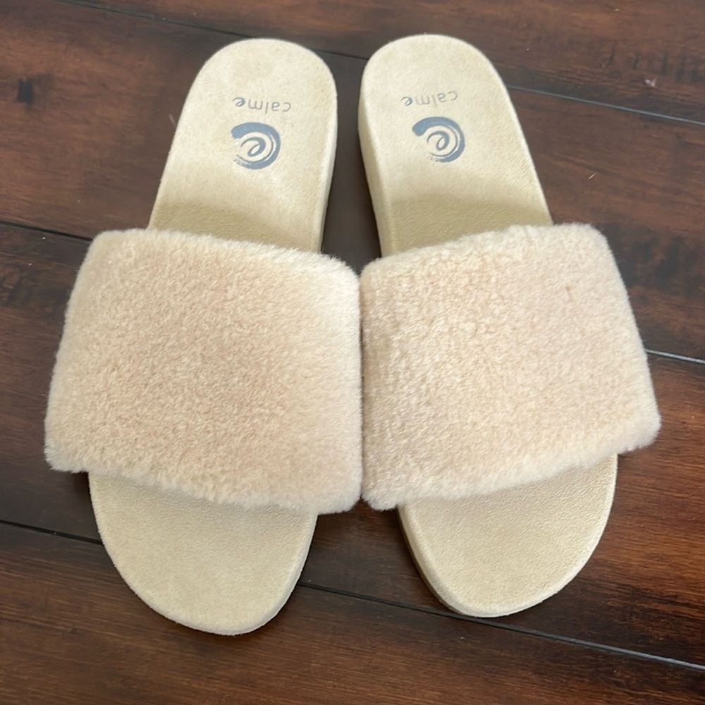 Johnny Was Calme Faux Fur Slide Women's size 10  New - Picture 3 of 9